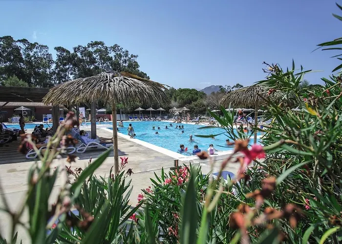 Belambra Clubs - Golfe De Lozari منتزه العطل 3*