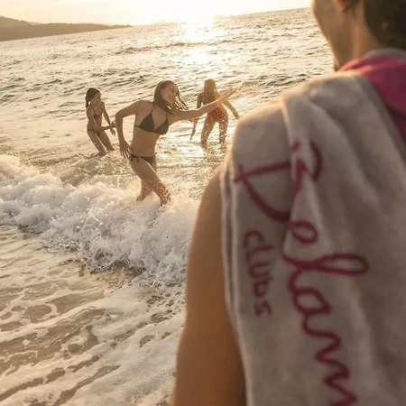 Belambra Clubs - Golfe De Lozari 홀리데이파크